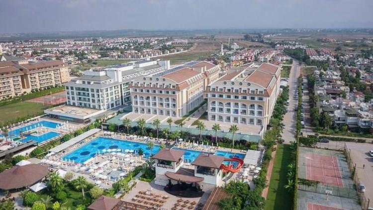 Antalyada beş yıldızlı otel icradan satıldı