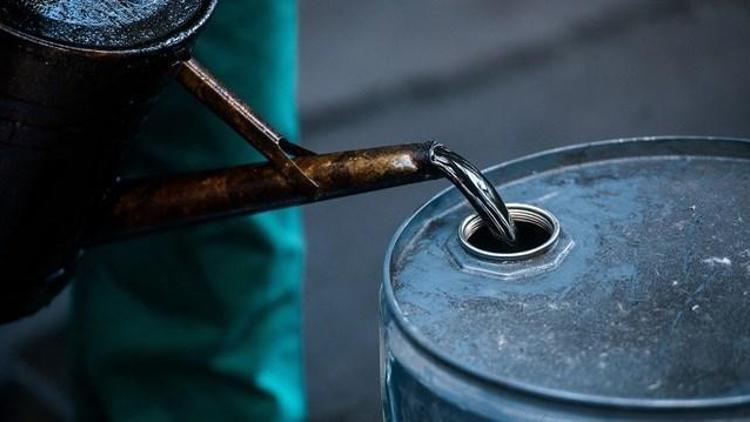 Petrol fiyatları 77 dolar seviyesinde
