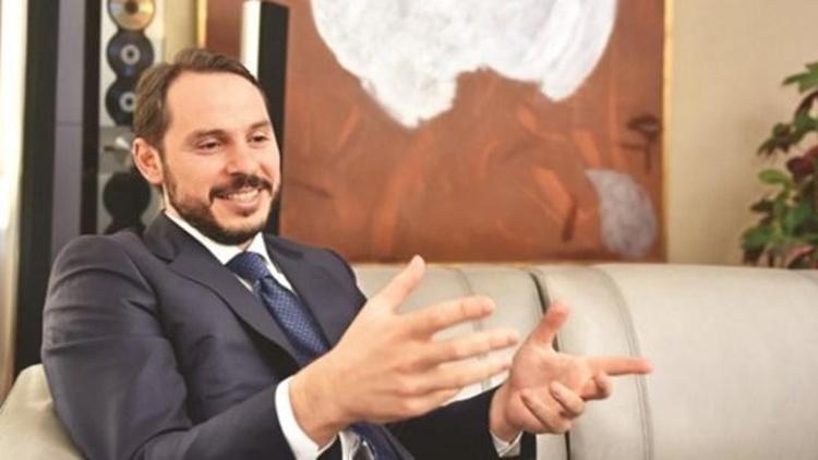 Bakan Albayrak ekonomistlerle bir araya geliyor Bakan Albayrak ekonomistlerle bir araya geliyor