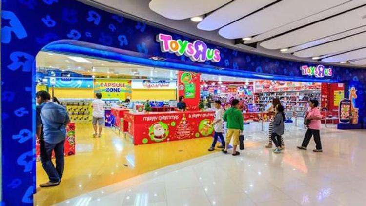 Oyuncak devi 200 mağazasını daha kapatıyor