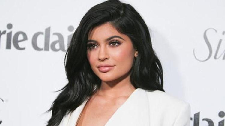Kylie tweet attı, Snapchatin hisseleri çakıldı