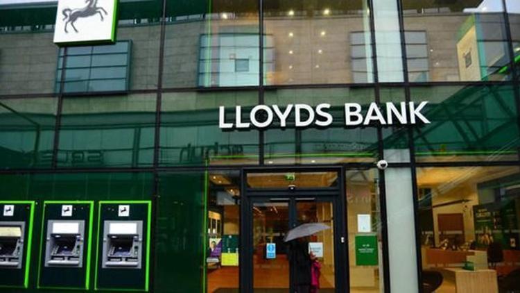 Lloyds’un vergi öncesi karı arttı