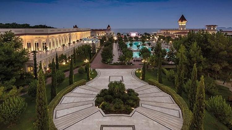 Güral Şirketler Grubu Otellerine 4 büyük ödül Güral Şirketler Grubu Otellerine 4 büyük ödül