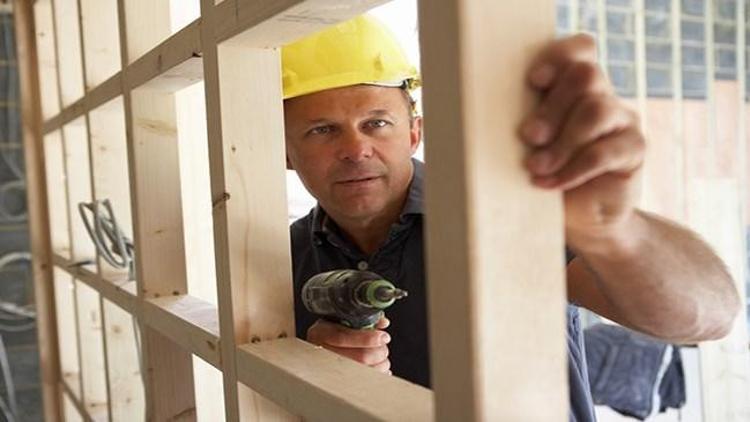 Sektörel güven tüm sektörlerde geriledi