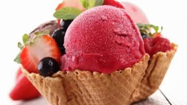 Dondurma devi satılıyor Dondurma devi satılıyor