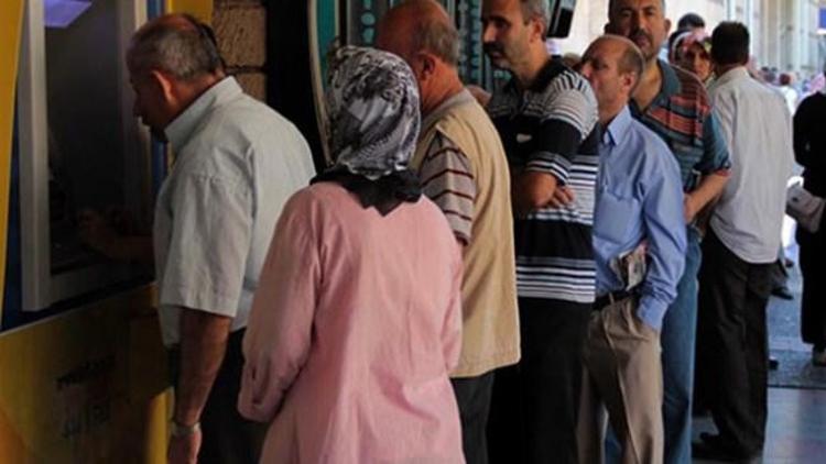 Emekli maaşları bayramdan önce ödenecek