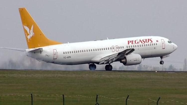 Pegasus iki uçak sattı