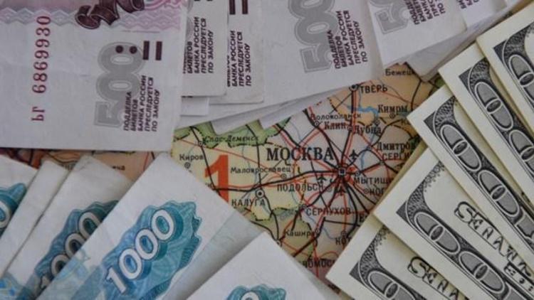 Ruble yılın en güçlü seviyesinde