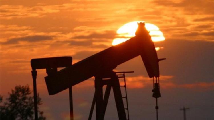 Petrol fiyatlarıyla ilgili yeni tahmin Petrol fiyatlarıyla ilgili yeni tahmin