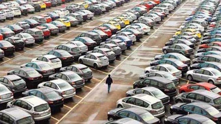 Otomobil pazarı daraldı Otomobil pazarı daraldı