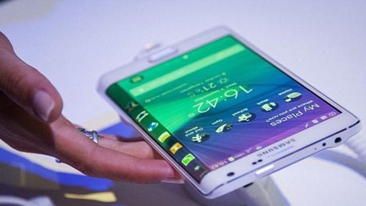 Samsungun yeni telefonlarının fiyatları belli oldu