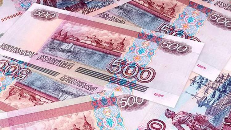 Ruble haftanın dibinde