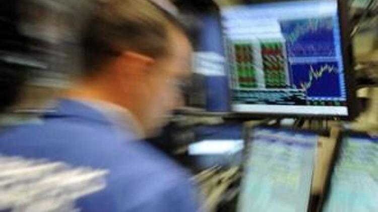 Dolar tepetaklak Borsada bayram havası