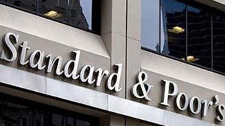 S&P 3 büyük bankanın kredi notunu düşürdü