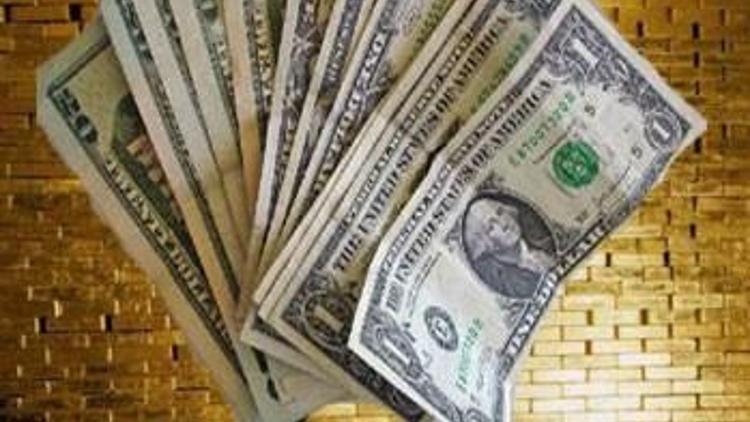 Altın ve dolar haftaya düşüşle başladı