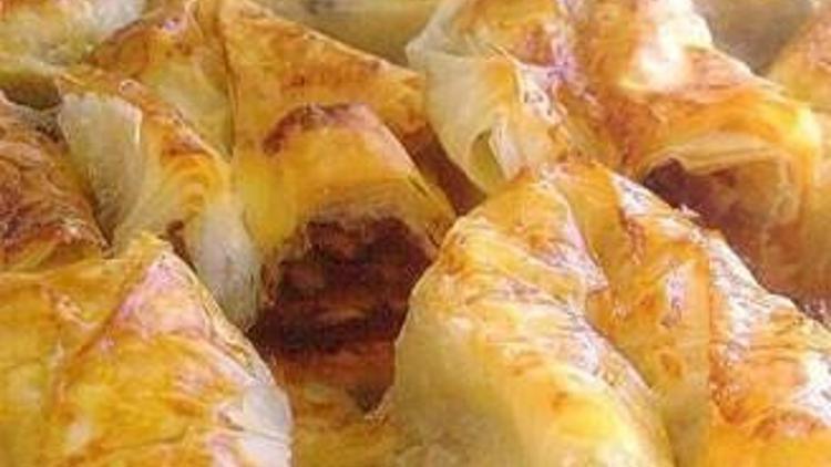 115 yıllık marka bir tepsi böreğe gitti