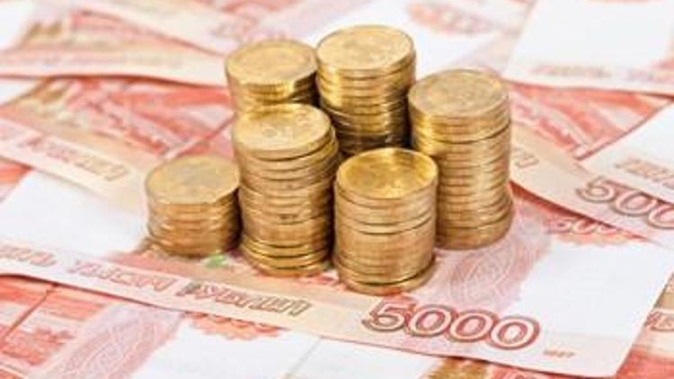 Bankalar rubleye geçti, işlem hacmi büyüdü