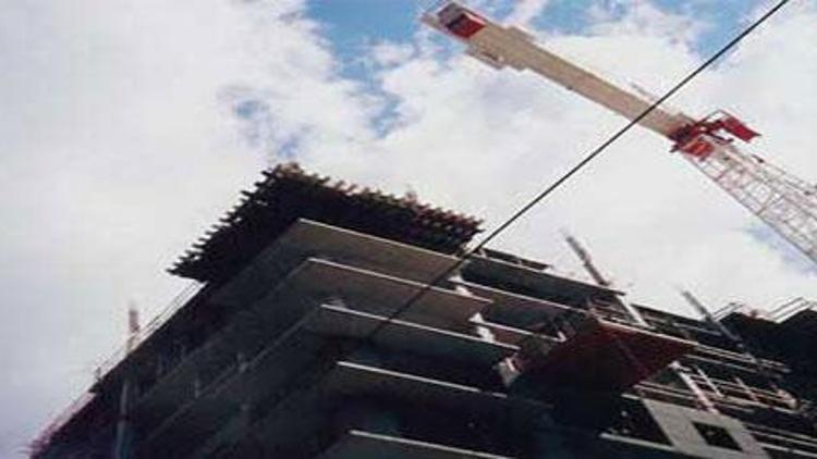 Müteahhitler TOKİ`nin kaldırılmasını istedi