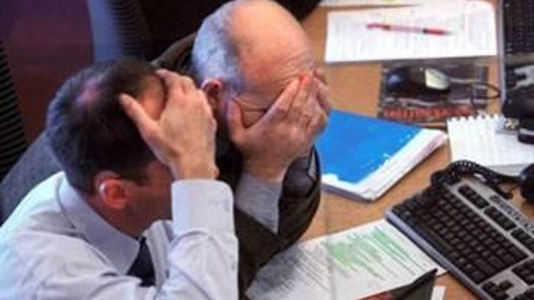 İMKB resmen çakıldı Kayıp yüzde 8`i aştı