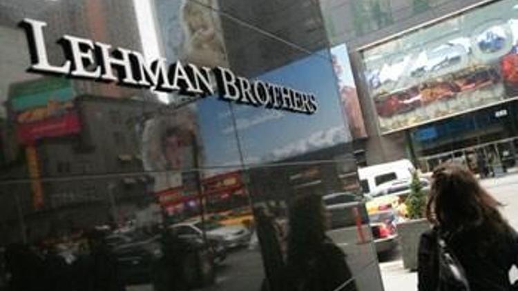 Lehman’a teklif çekildi, borsalar çöktü