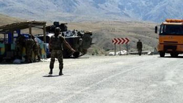 Erzincan`da hain saldırı: 9 şehit