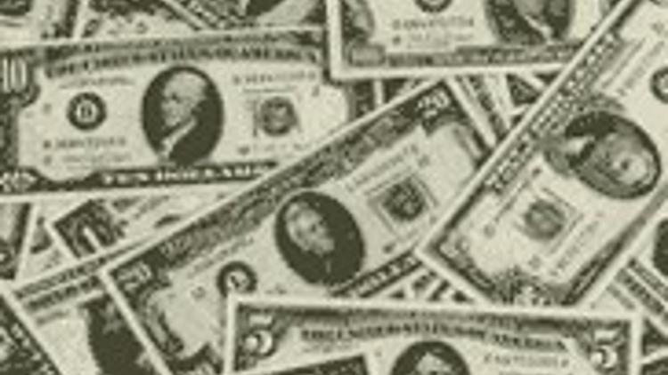 2005 yılı sonunda doların 1.40-1.45 YTL,avronunda 1.75-1.80 YTL olacağı tahmin ediliyor”