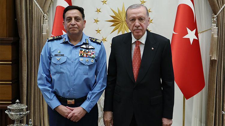 Cumhurbaşkanı Erdoğan, Pakistan Hava Kuvvetleri Komutanı Orgeneral Sidhuyu kabul etti