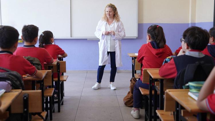 Yeni müfredatın temel ilkeleri öğrenci profili merkeze alınacak