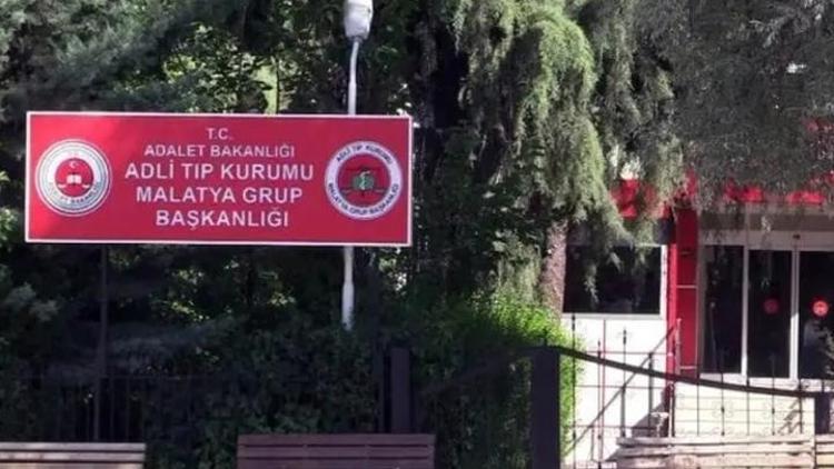 Malatyada kötü koku ihbarı: Ağır hasarlı binada cesedi bulundu bulundu