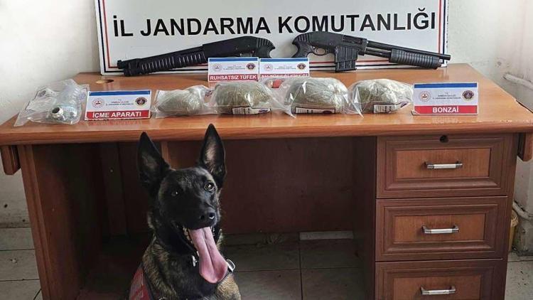 3 kilo bonzaiyle yakalanan 3 şüpheliye gözaltı