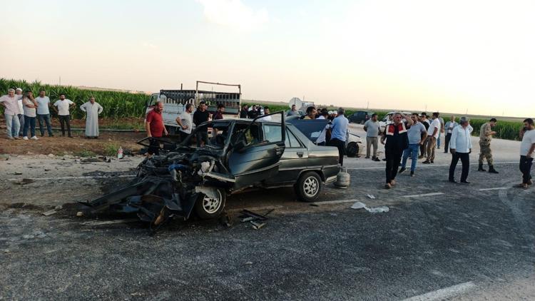 Mardinde otomobiller kafa kafaya çarpıştı; 5i çocuk 9 yaralı