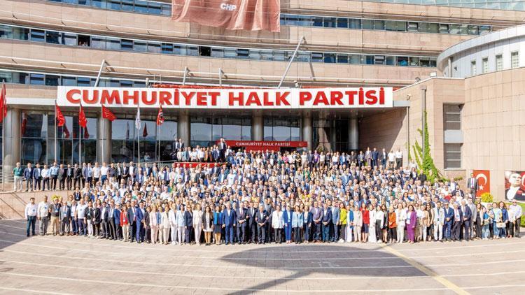 Kurultay bildirgeyle tamamlandı... CHP’nin yeni programı: Halkçılık