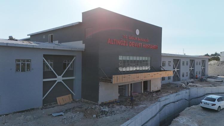 Altınözü Devlet Hastanesi gün sayıyor