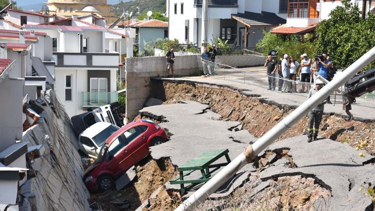 İzmirde sağanak etkili oldu (5)