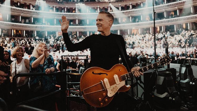 Bryan Adams İstanbul’a geliyor