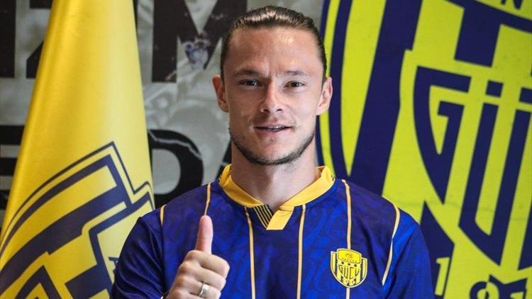 Ankaragücünden sürpriz transfer Dortmunddan Nico Schulz...