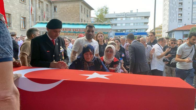 Şehit Piyade Uzman Çavuş Çapan son yolculuğuna uğurlandı