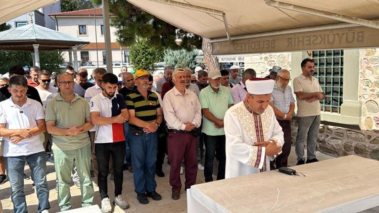 Ayşenur Ezgi için Tekirdağda gıyabi cenaze namazı kılındı