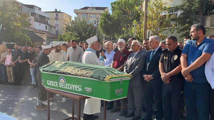 Dur ihtarına uymadığı için polisin ateş açmasıyla ölen motosikletli toprağa verildi