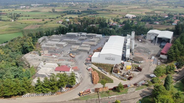 Büyükşehir, kilit parke, bordür ve beton boru fabrikasından 32 milyon lira tasarruf elde etti