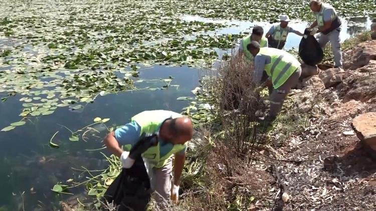 Gölbaşı Gölünde kıyı ve dip temizliği yapıldı