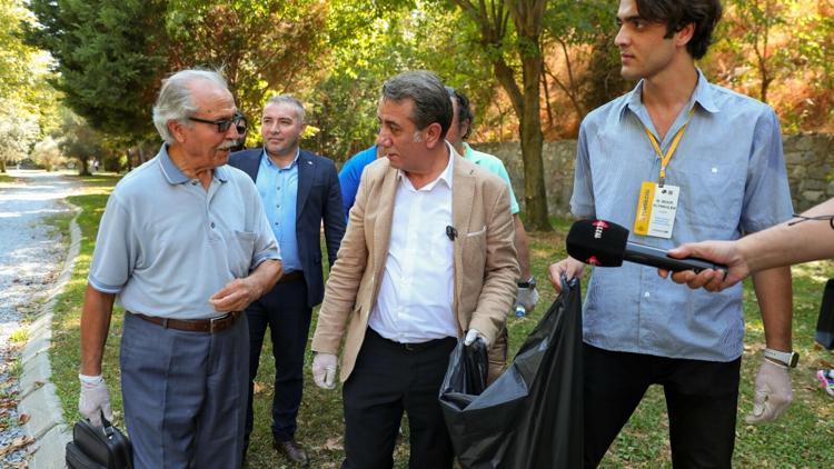 Başkan Anıl Yetişkin Dünya Temizlik Günü etkinliğine katıldı