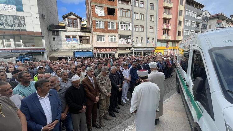 Trabzon’da selde ölen işitme engelli, son yolcuğuna uğurlandı