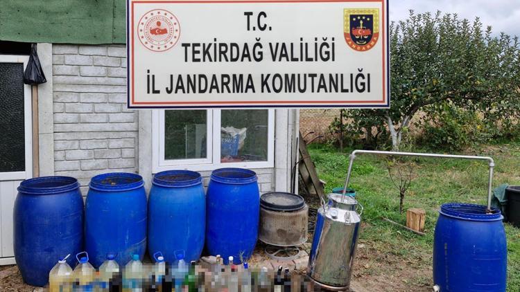 Tekirdağ’da bağ evinde 558 litre sahte içki ele geçirildi, 1 gözaltı