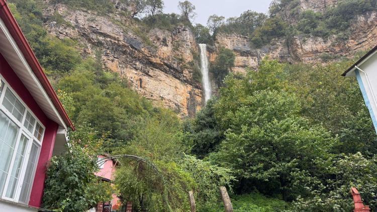 Bartın Irmağı’nda su seviyesi, 3 metre yükseldi (2)