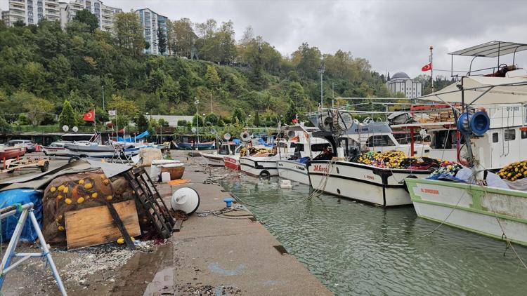 Zonguldak’ta yıllık yağış miktarının 4te 1i 2 günde yağdı