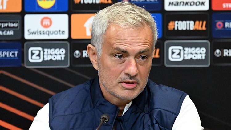 Mourinho: Her puan pozitiftir ama kazanmayı denemek zorundayız