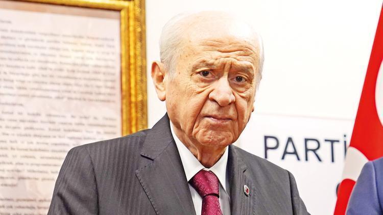 MHP Lideri Bahçeli tokalaşmayı anlattı