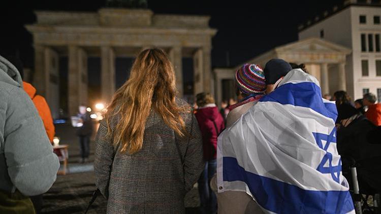 7 Ekim’de Berlin’de iki gösteri