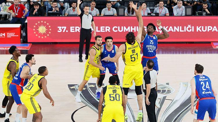 Euroleaguede Türk derbisi: Anadolu Efes-Fenerbahçe Beko